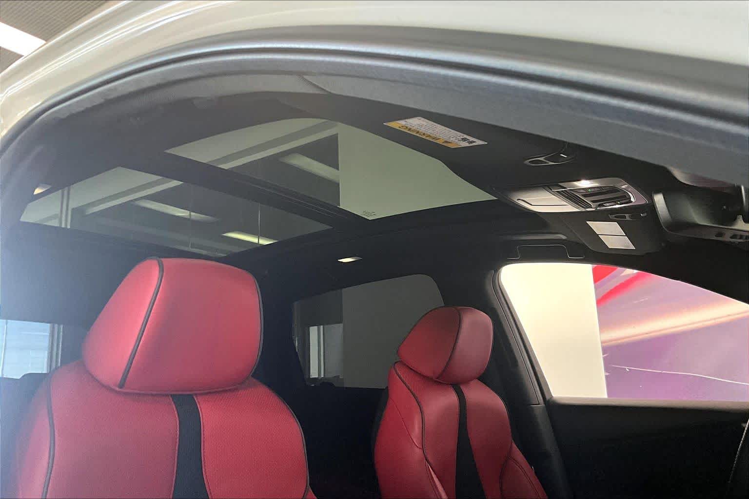 Thumbnail: 2024 Acura RDX - 28