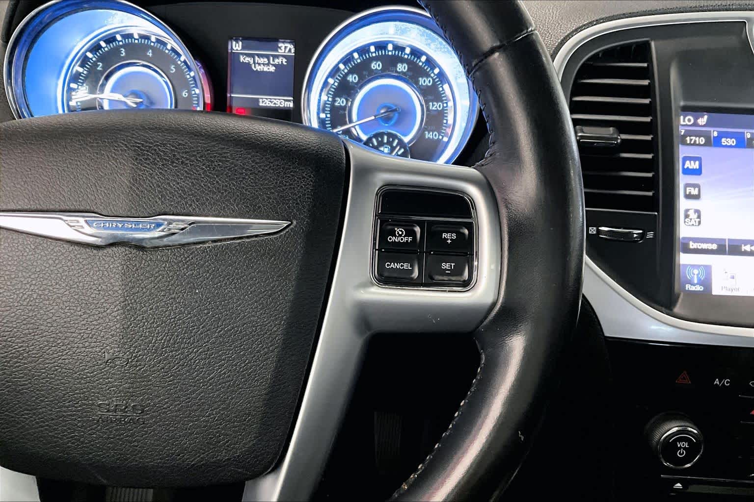 Thumbnail: 2011 Chrysler 300 - 23