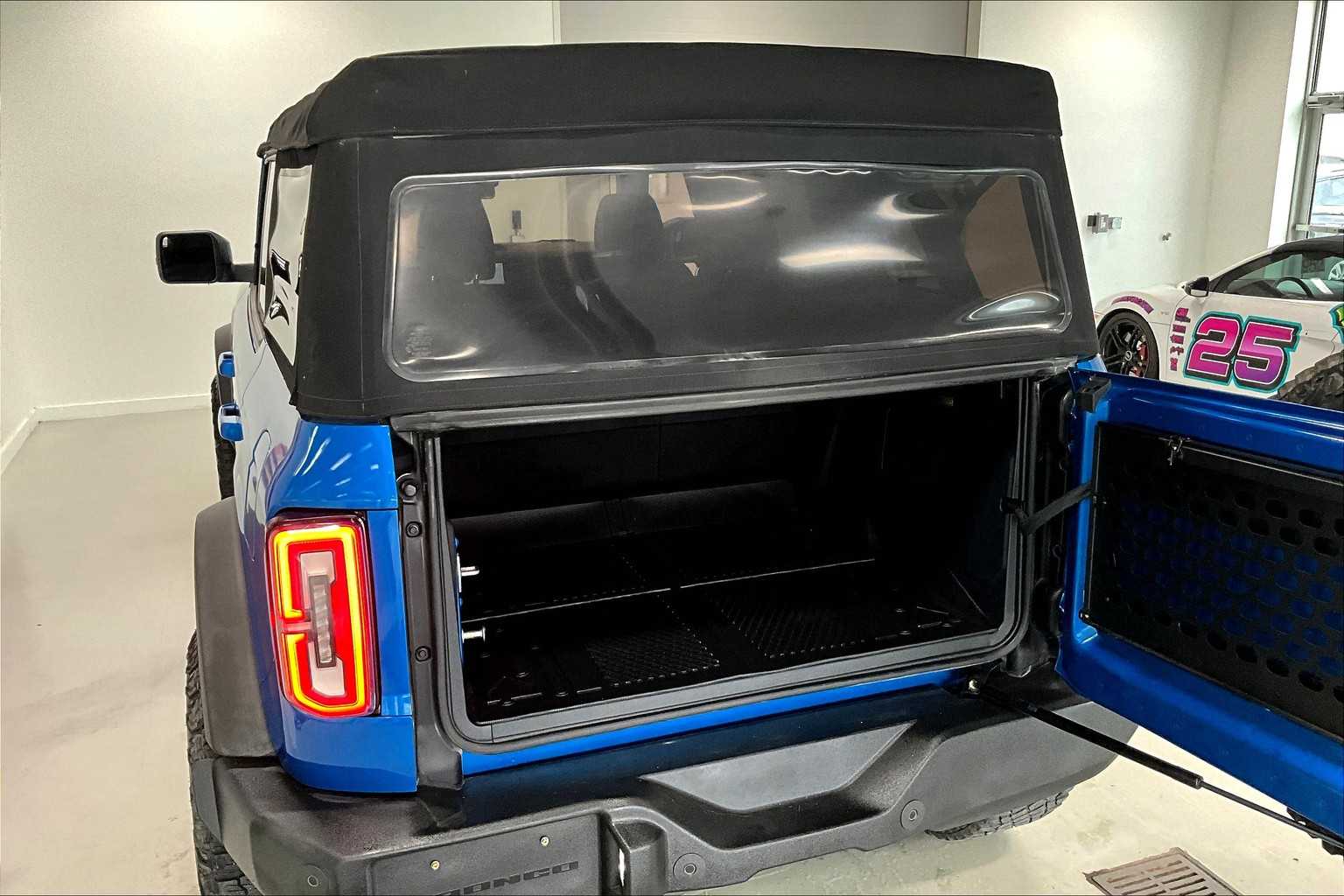 Thumbnail: 2021 Ford Bronco - 17