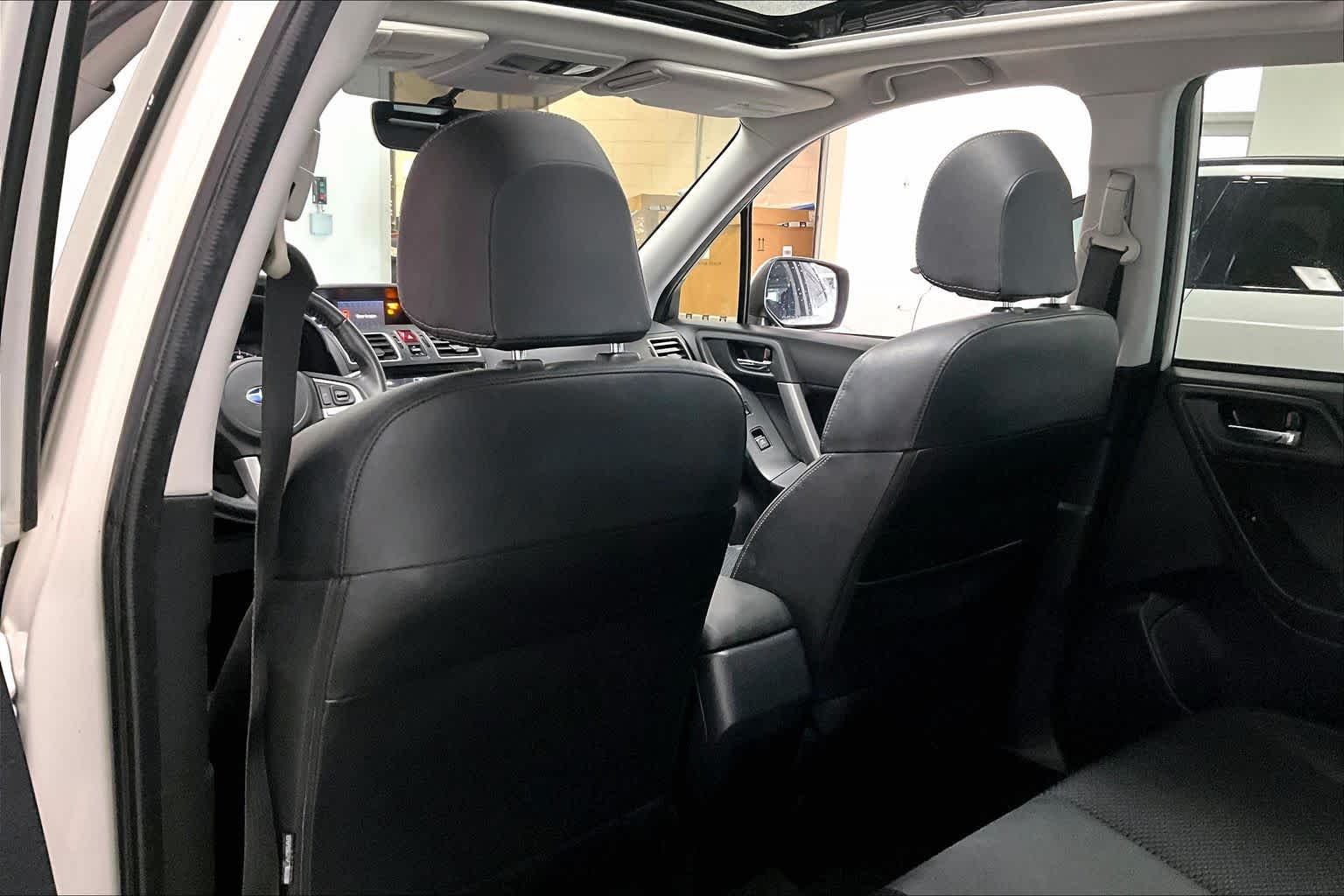 Thumbnail: 2018 Subaru Forester - 10