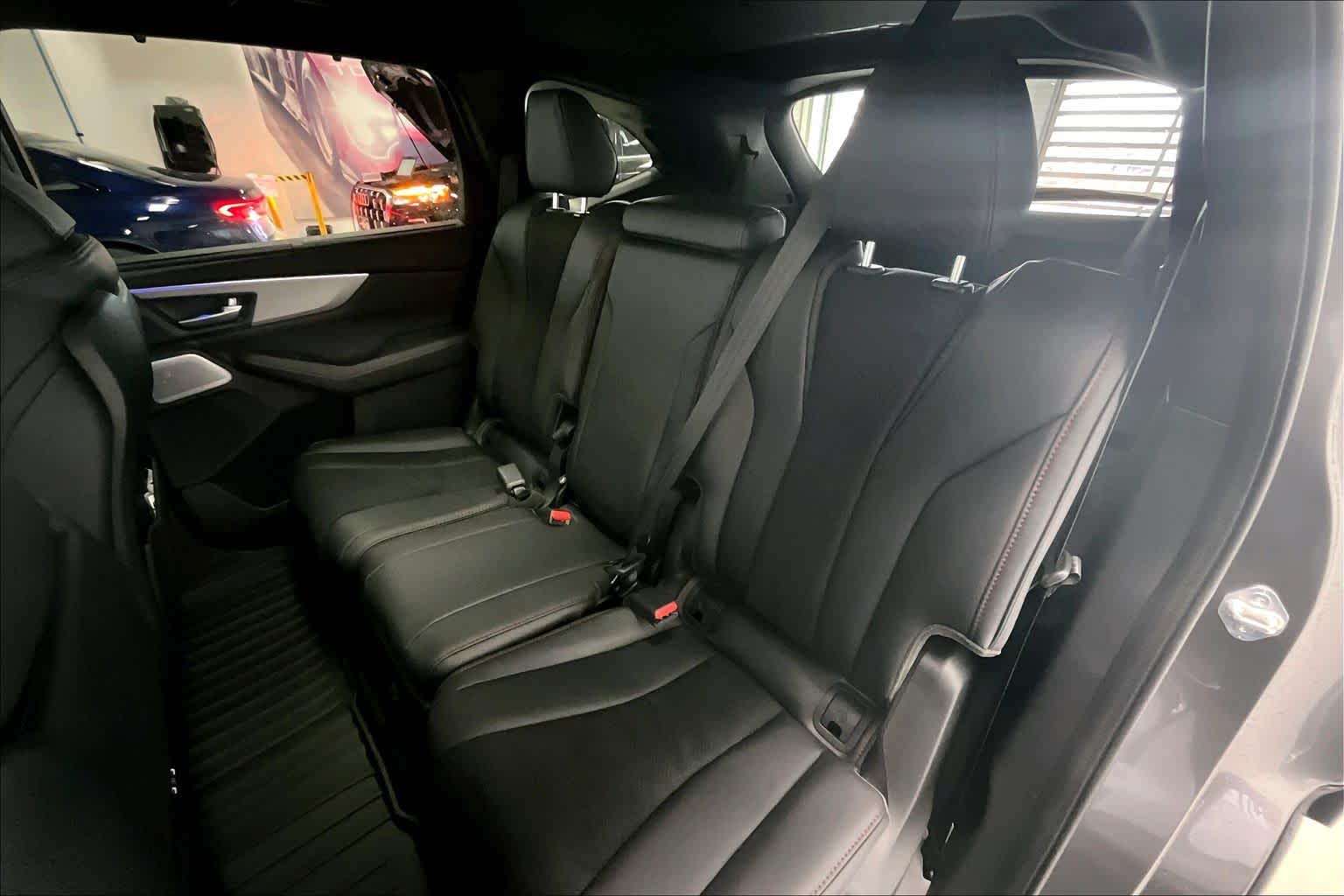 Thumbnail: 2026 Acura MDX - 13