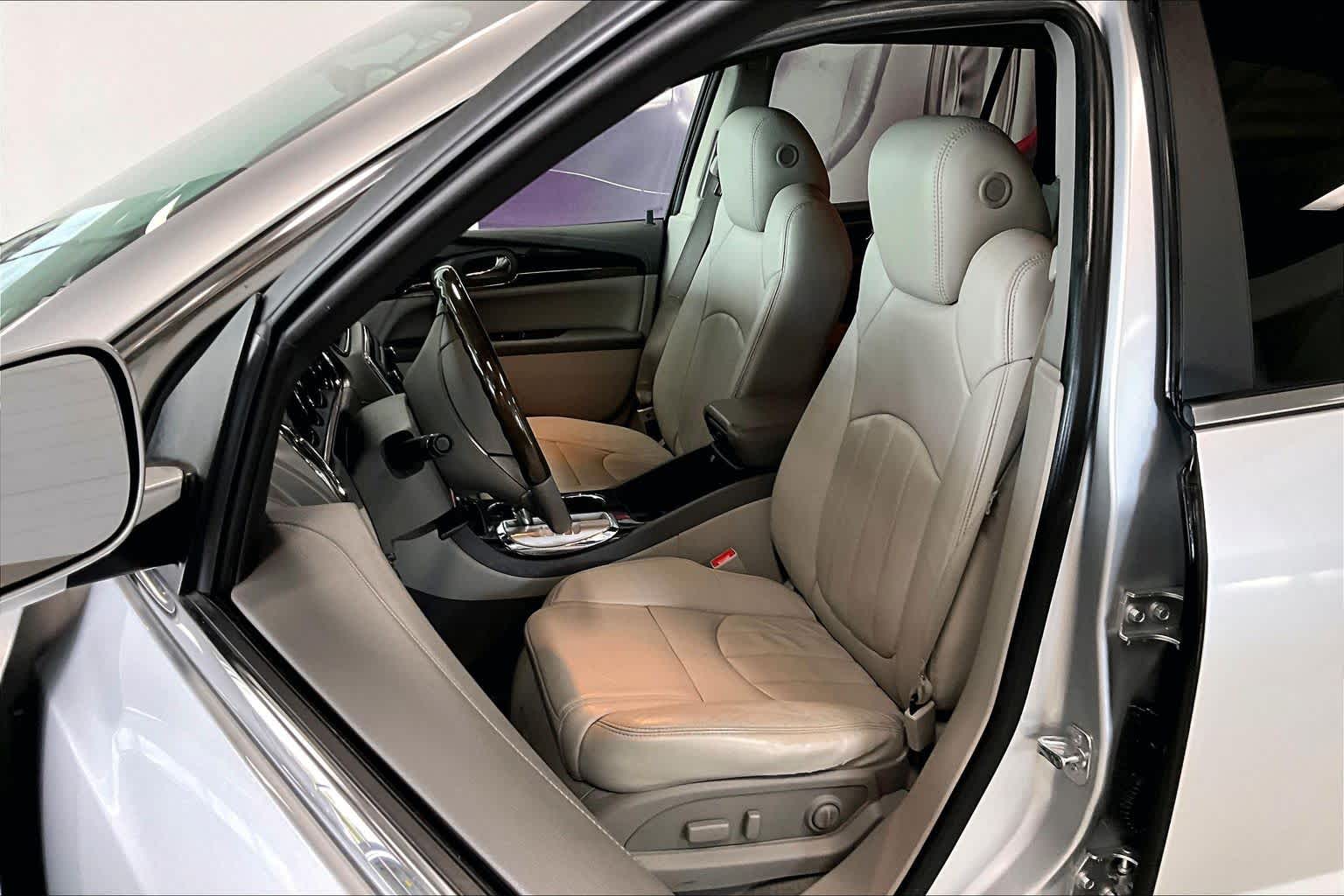 Thumbnail: 2015 Buick Enclave - 9