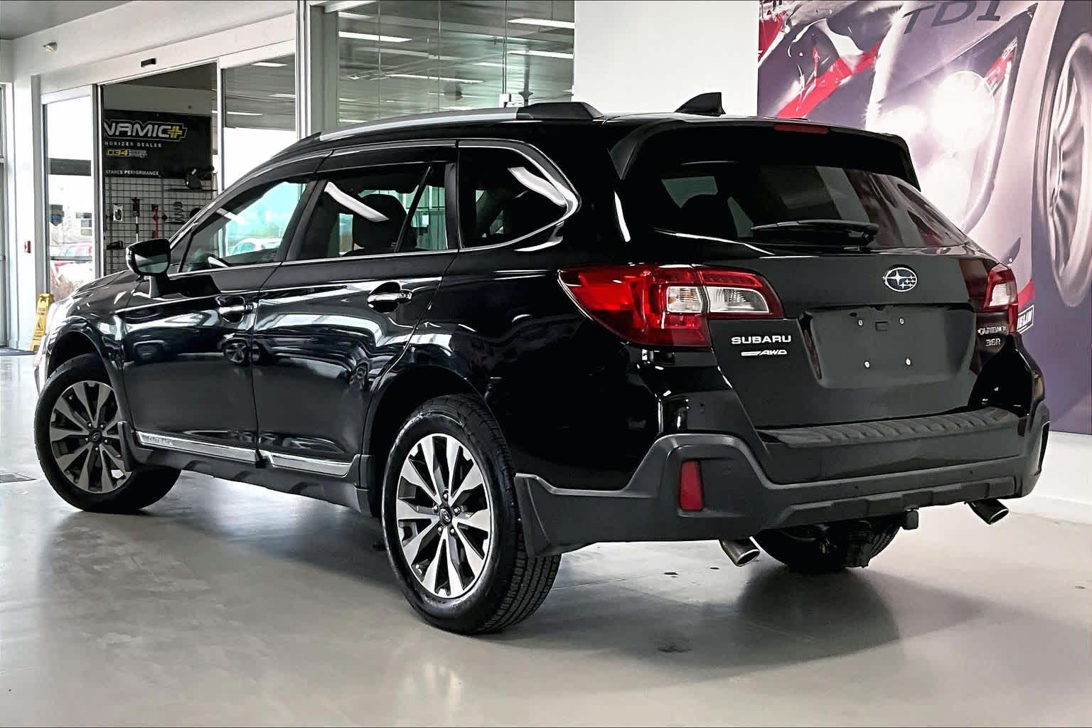 Thumbnail: 2018 Subaru Outback - 4