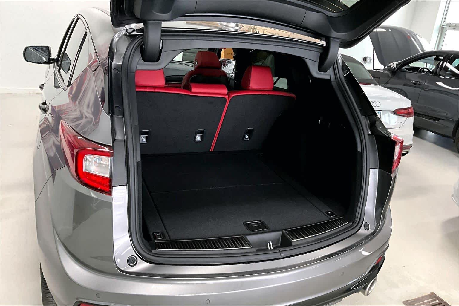 Thumbnail: 2026 Acura RDX - 19