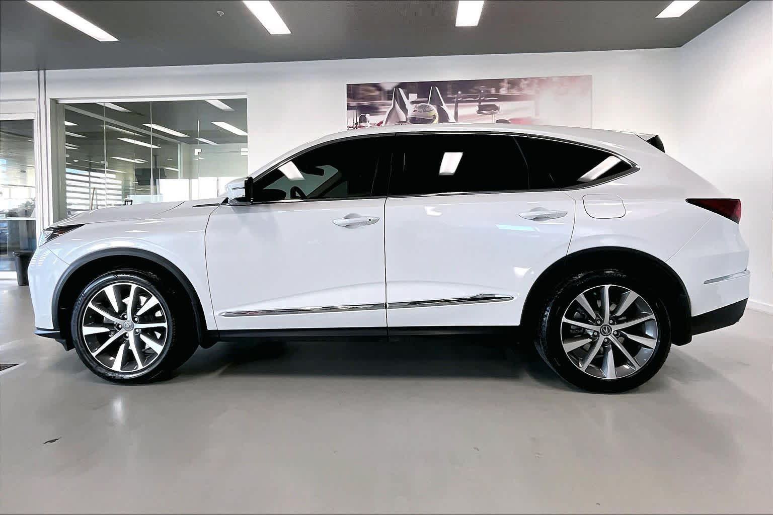 Thumbnail: 2025 Acura MDX - 3