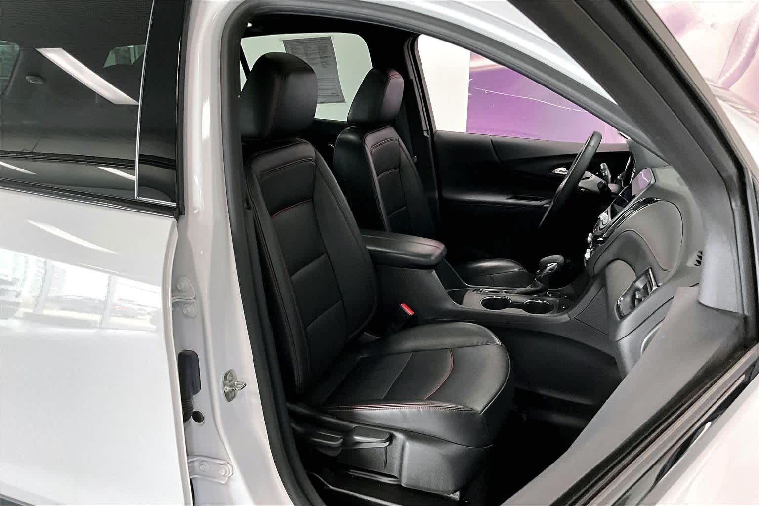 Thumbnail: 2023 Chevrolet Equinox - 12