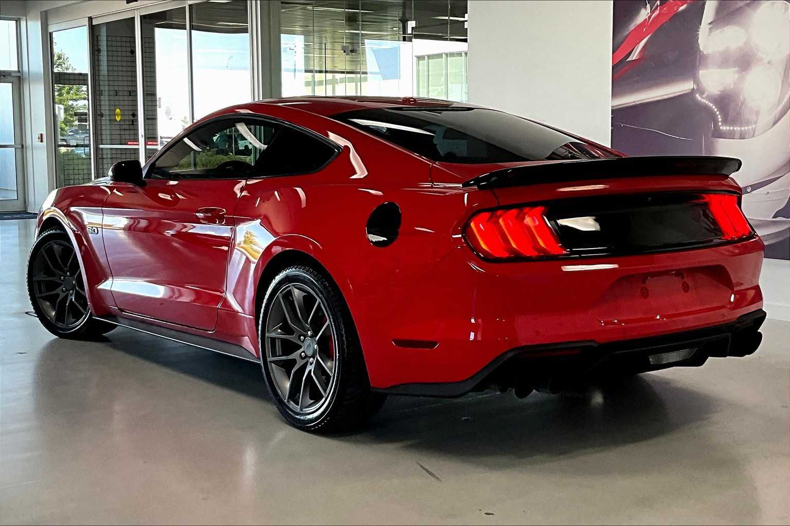 Thumbnail: 2019 Ford Mustang - 4