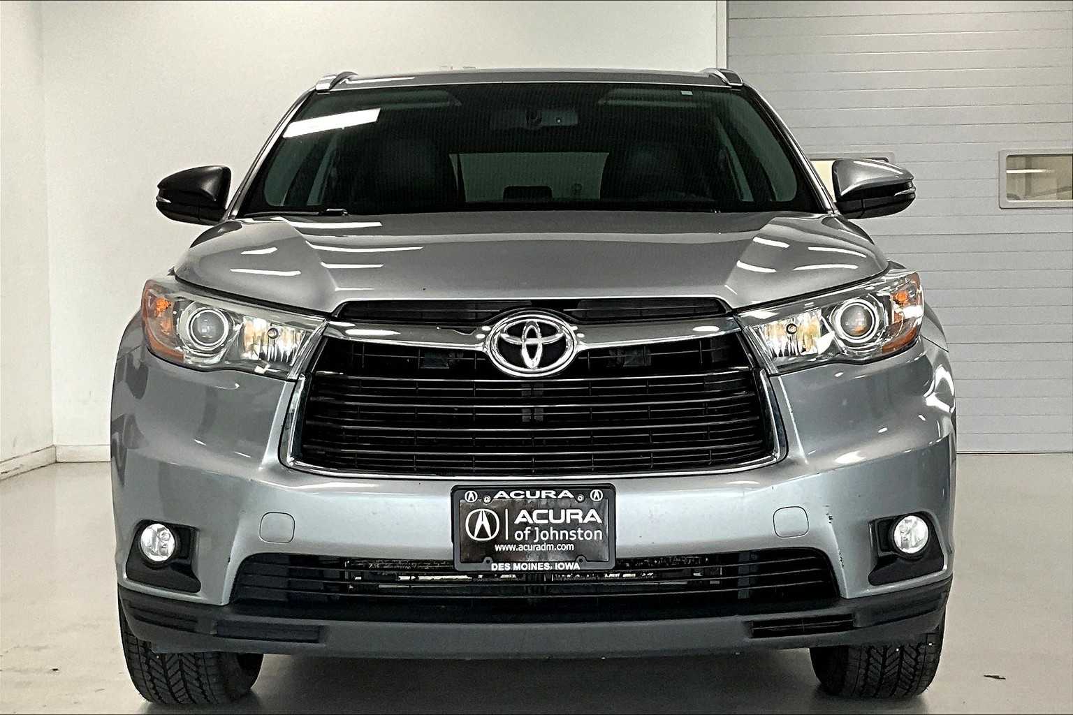 Thumbnail: 2015 Toyota Highlander - 6