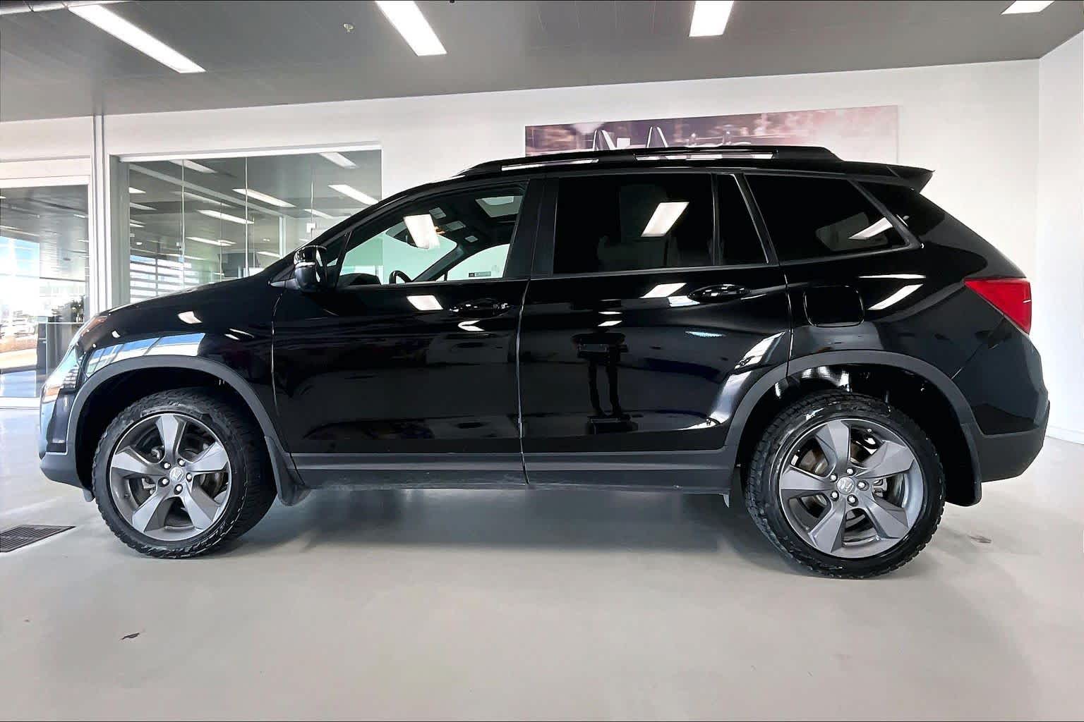 Thumbnail: 2021 Honda Passport - 3