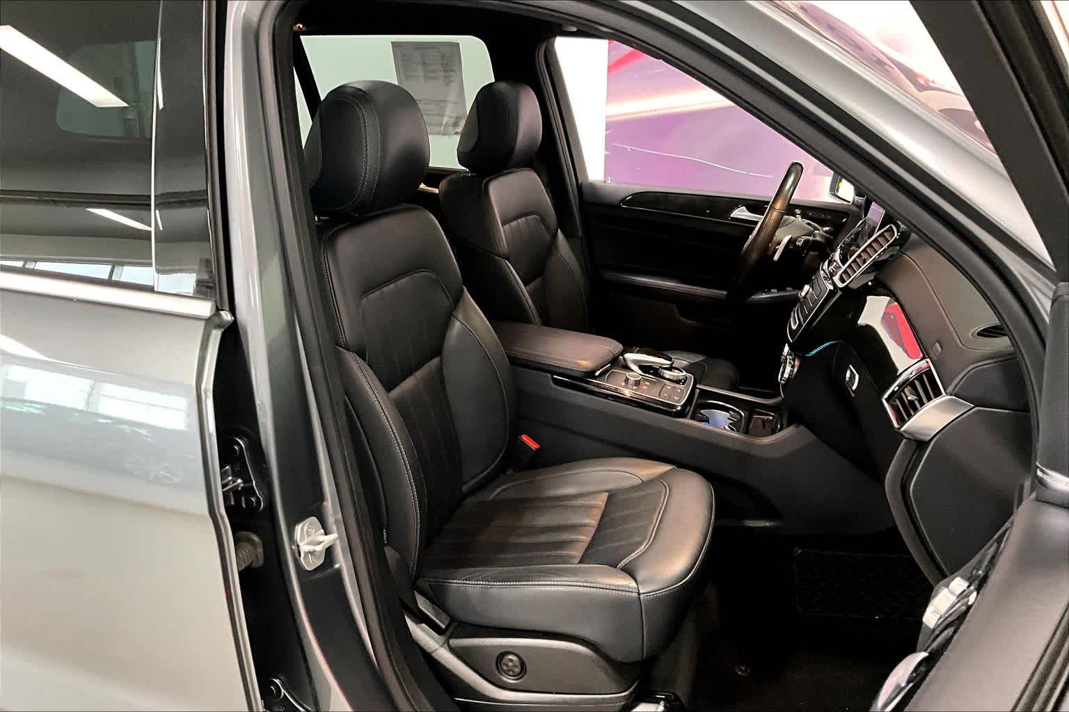 Thumbnail: 2018 Mercedes-Benz GLS - 12