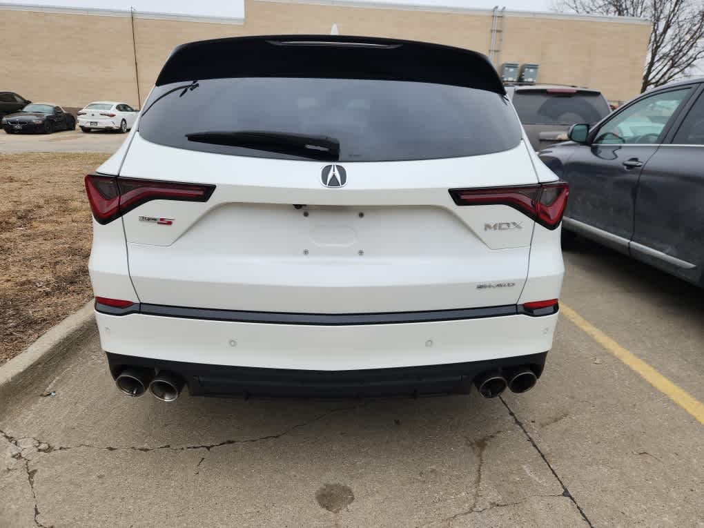 Thumbnail: 2022 Acura MDX - 6