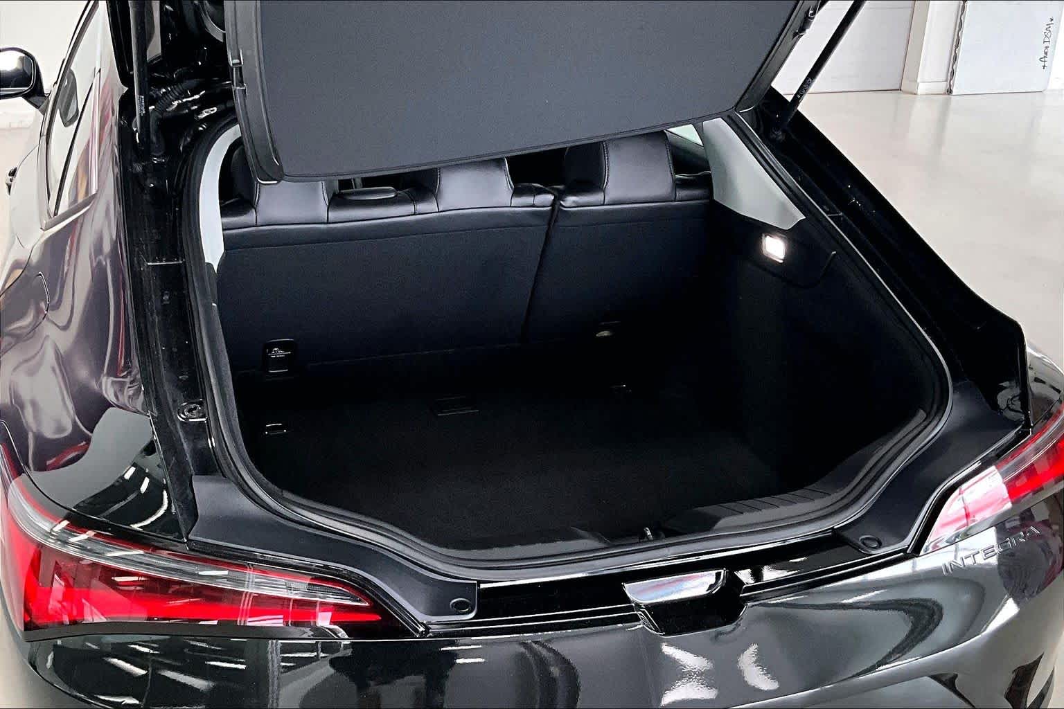 Thumbnail: 2024 Acura Integra - 16