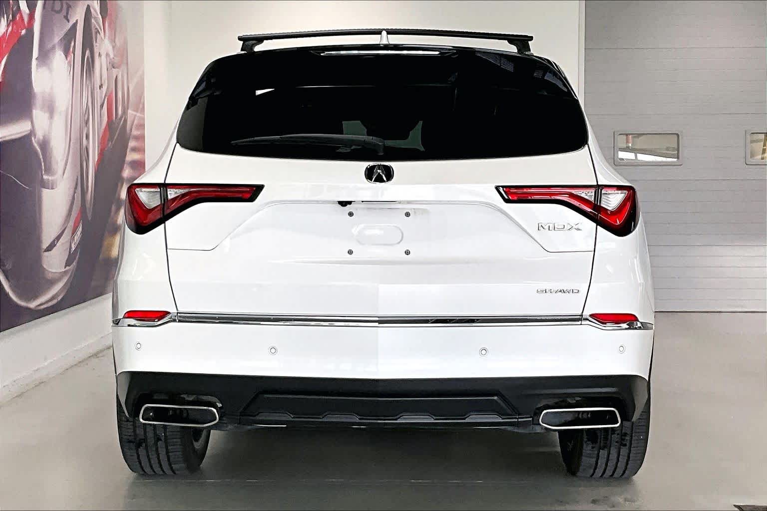 Thumbnail: 2022 Acura MDX - 5