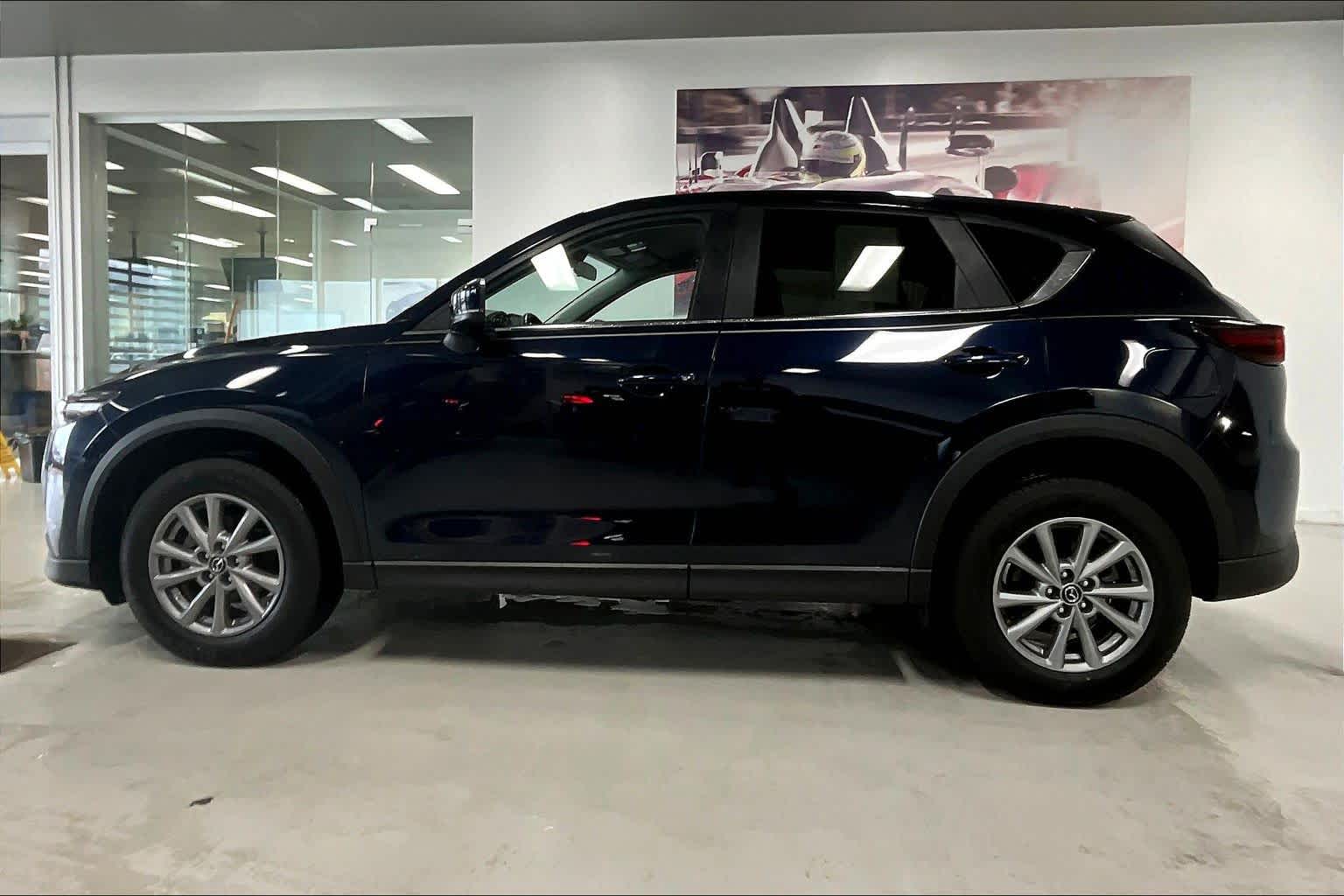 Thumbnail: 2023 Mazda CX-5 - 3