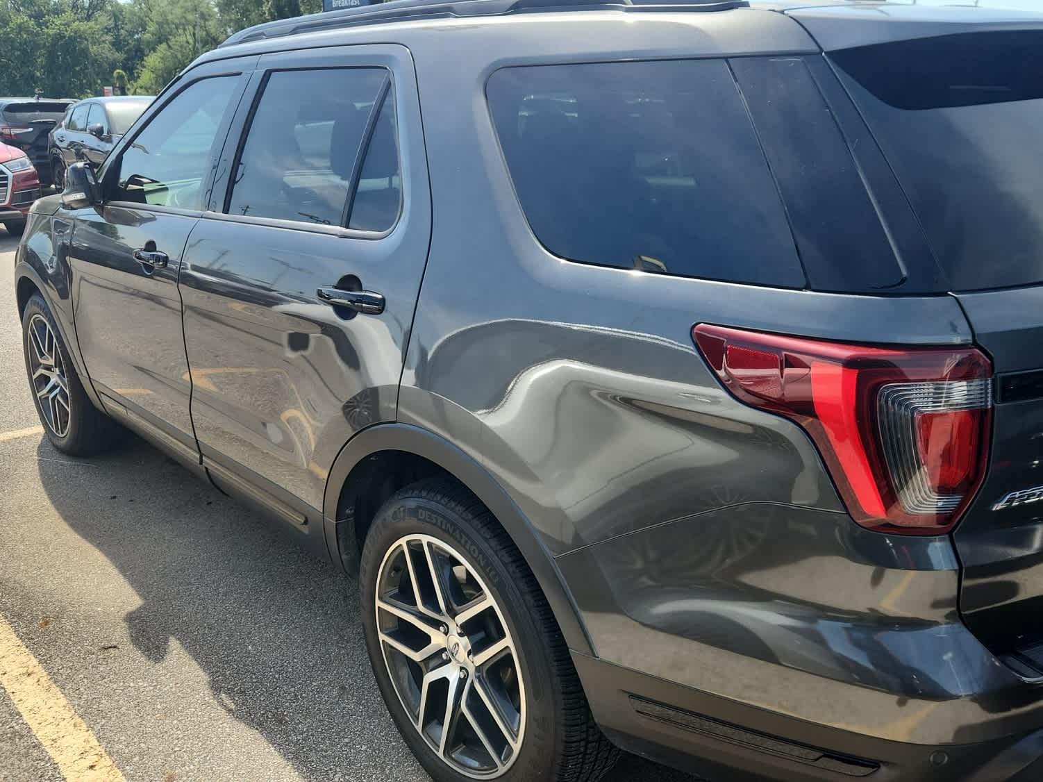 Thumbnail: 2018 Ford Explorer - 8