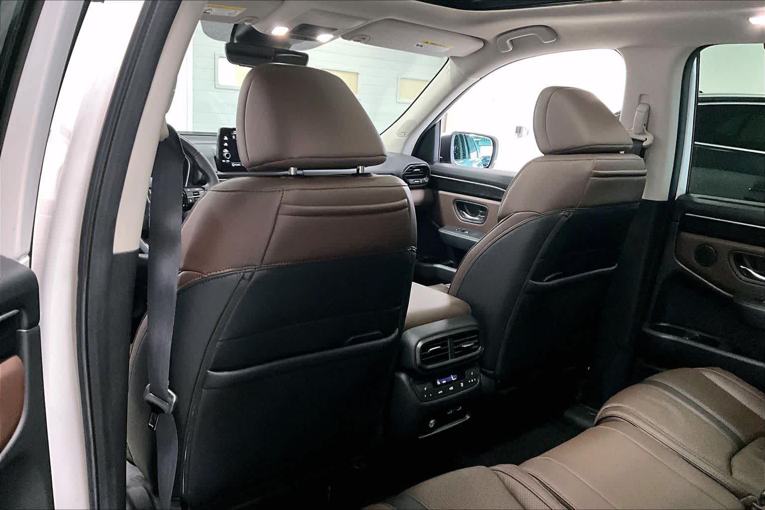 Thumbnail: 2023 Honda Pilot - 11