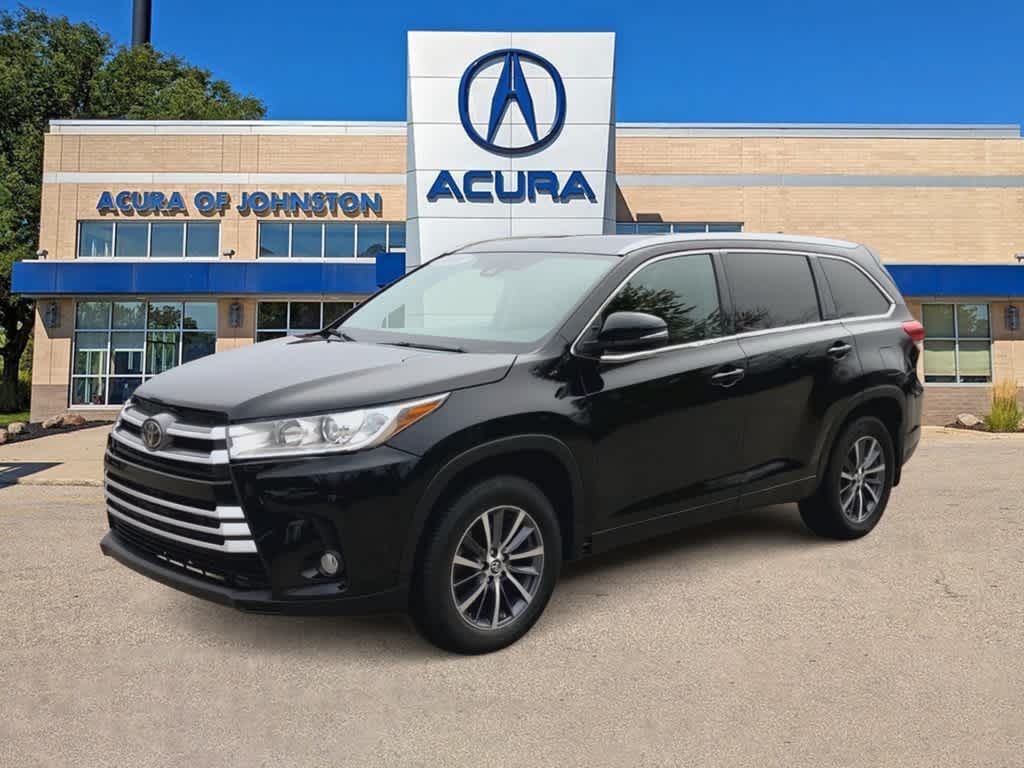 Thumbnail: 2018 Toyota Highlander - 4