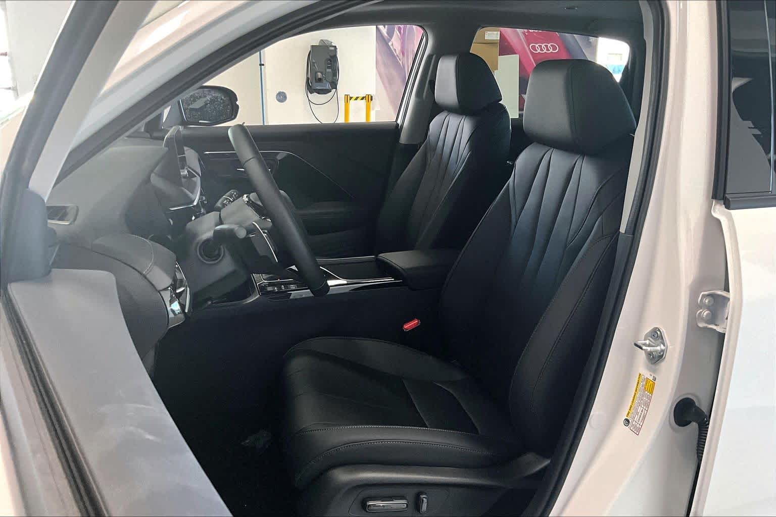 Thumbnail: 2026 Acura ADX - 11