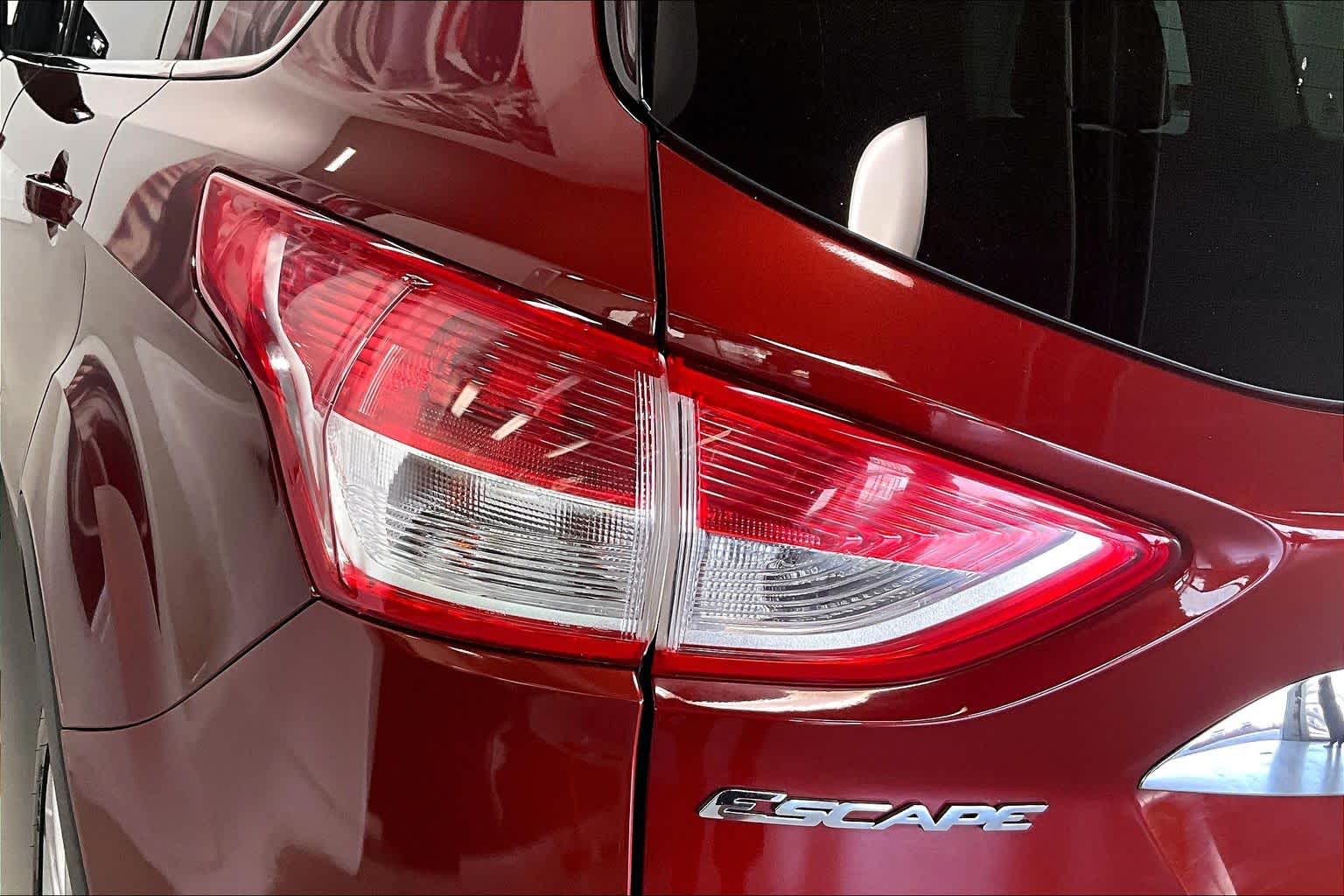 Thumbnail: 2014 Ford Escape - 30