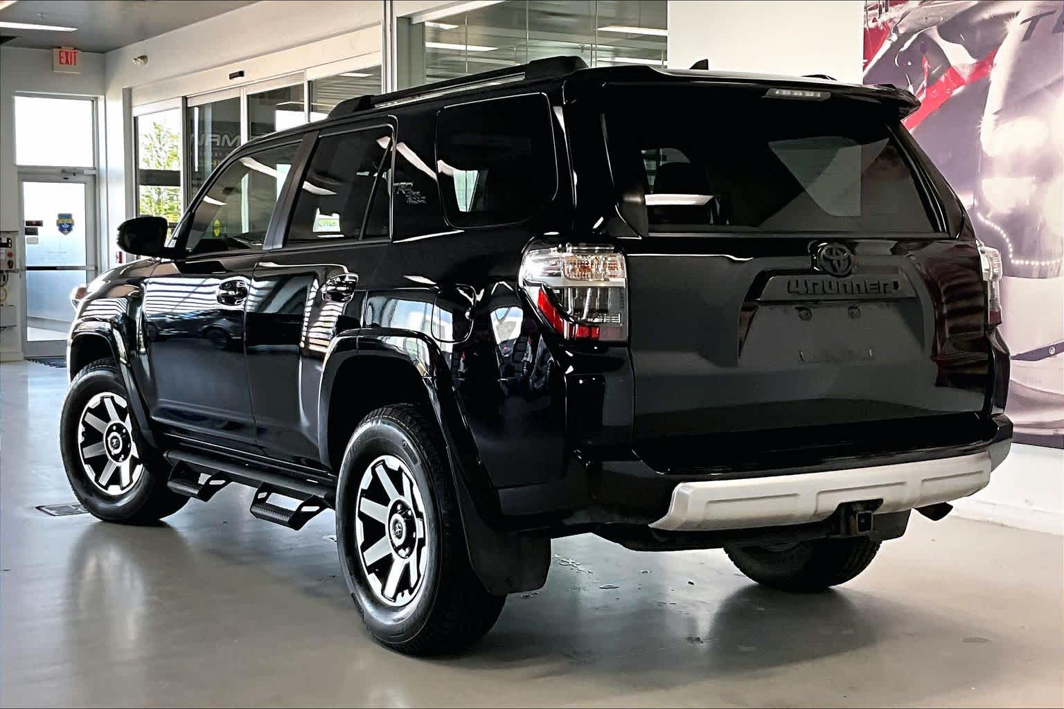 Thumbnail: 2019 Toyota 4Runner - 4