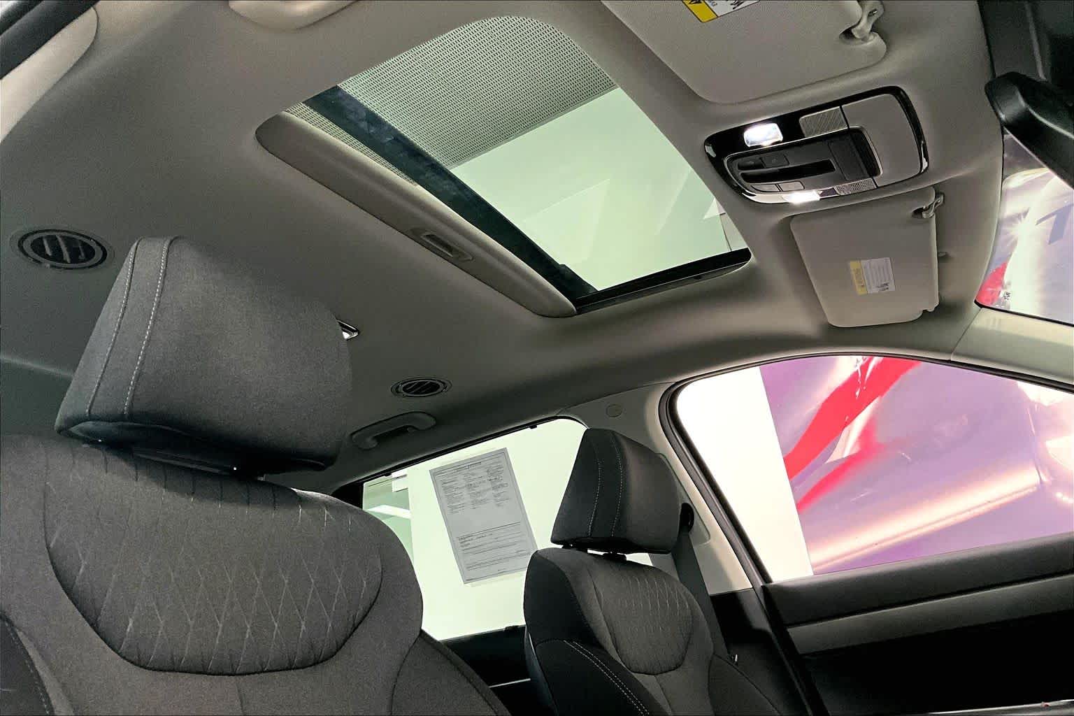 Thumbnail: 2022 Hyundai Palisade - 28