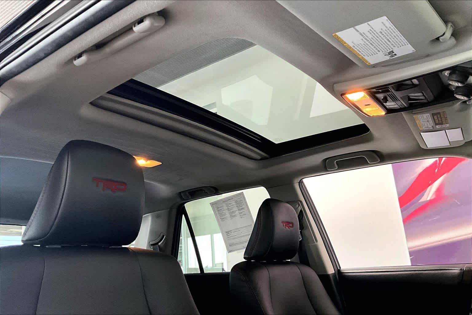 Thumbnail: 2019 Toyota 4Runner - 26