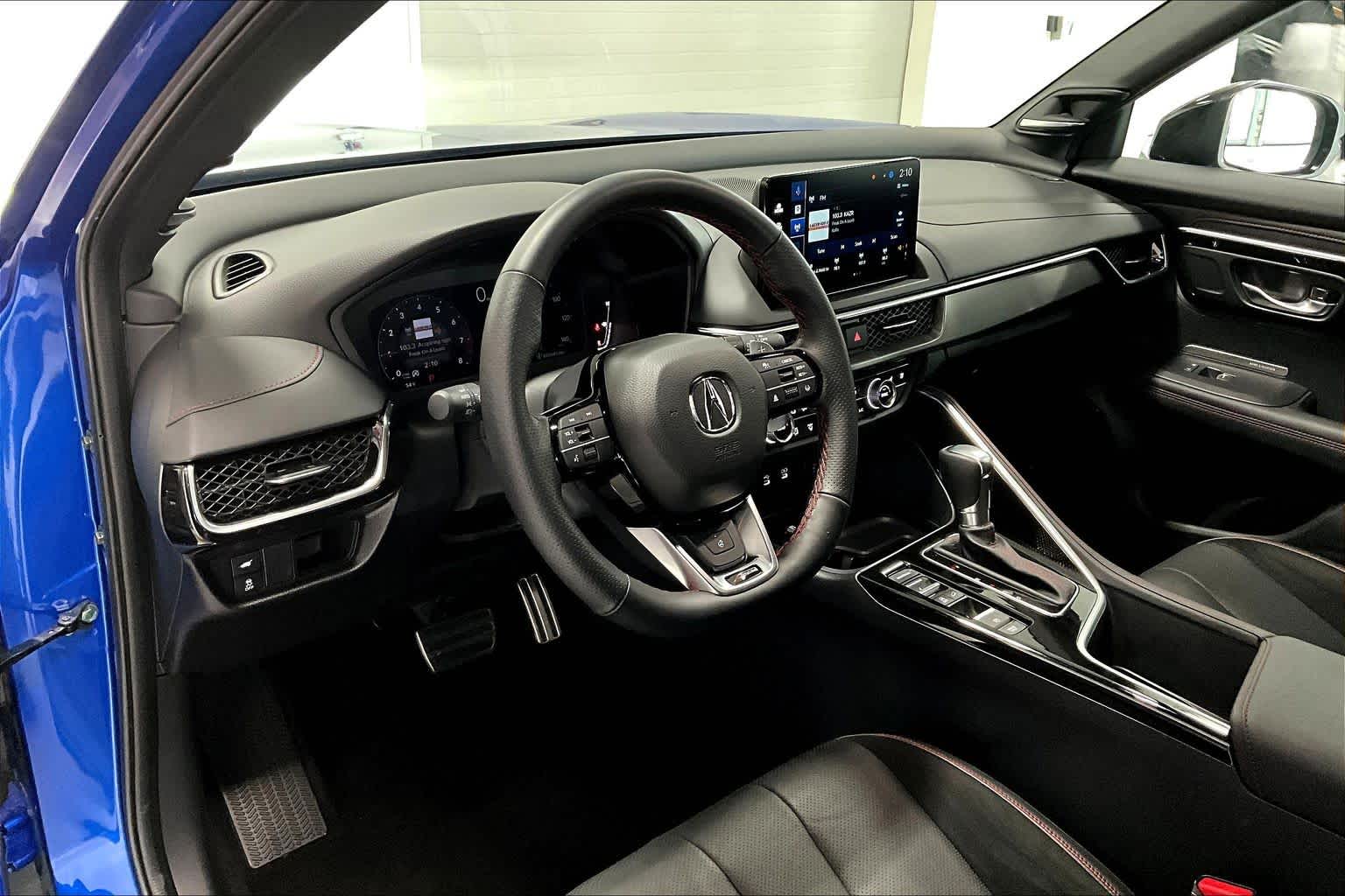 Thumbnail: 2025 Acura ADX - 2