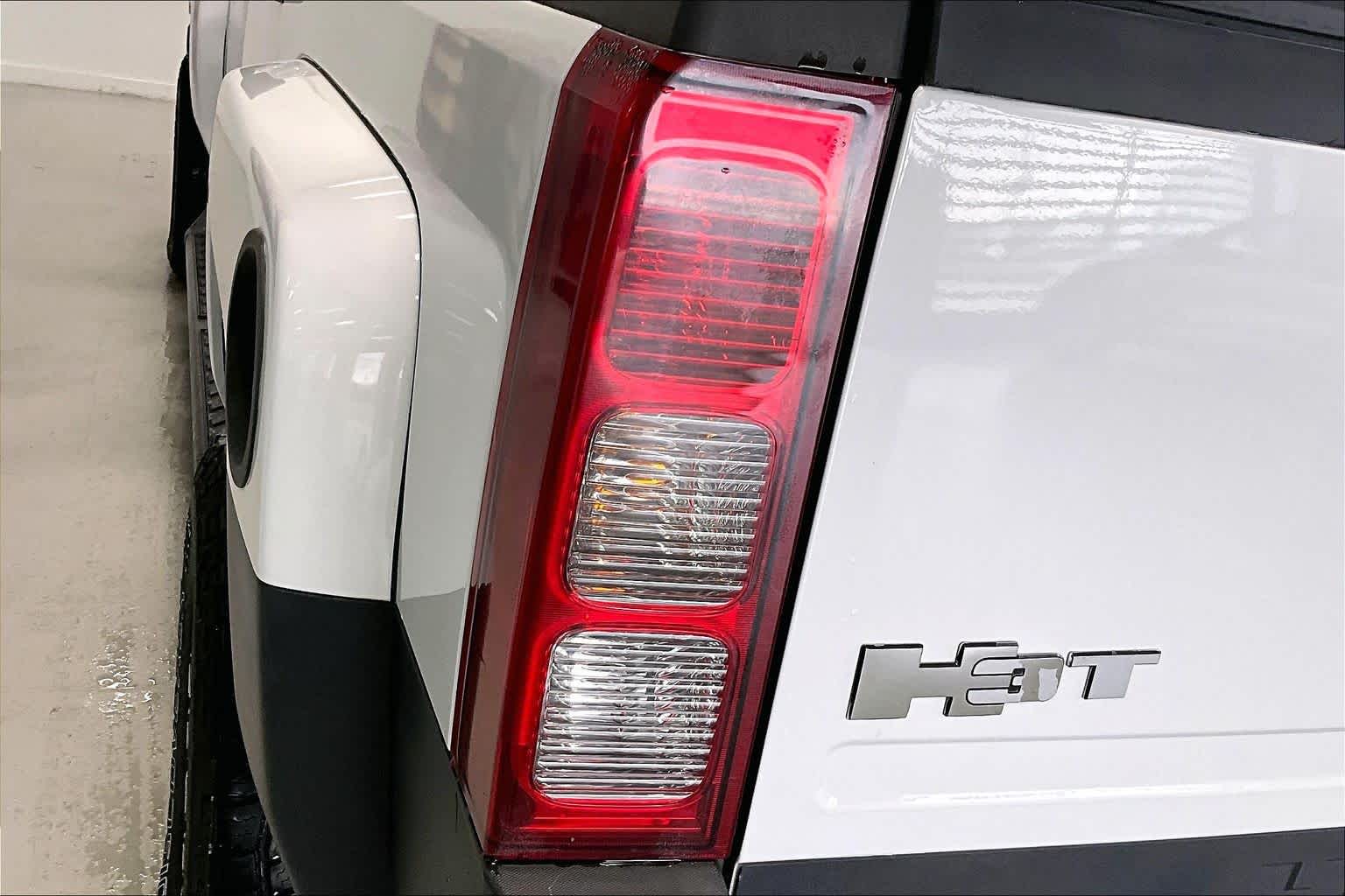 Thumbnail: 2010 Hummer H3 - 28