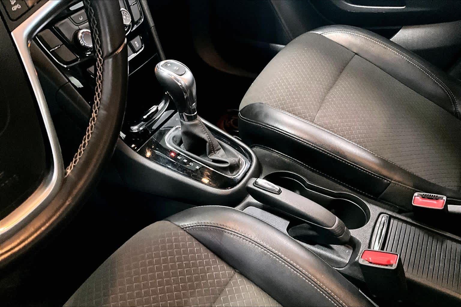 Thumbnail: 2019 Buick Encore - 14