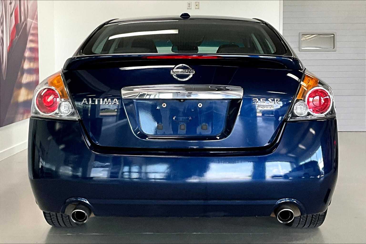 Thumbnail: 2010 Nissan Altima - 5