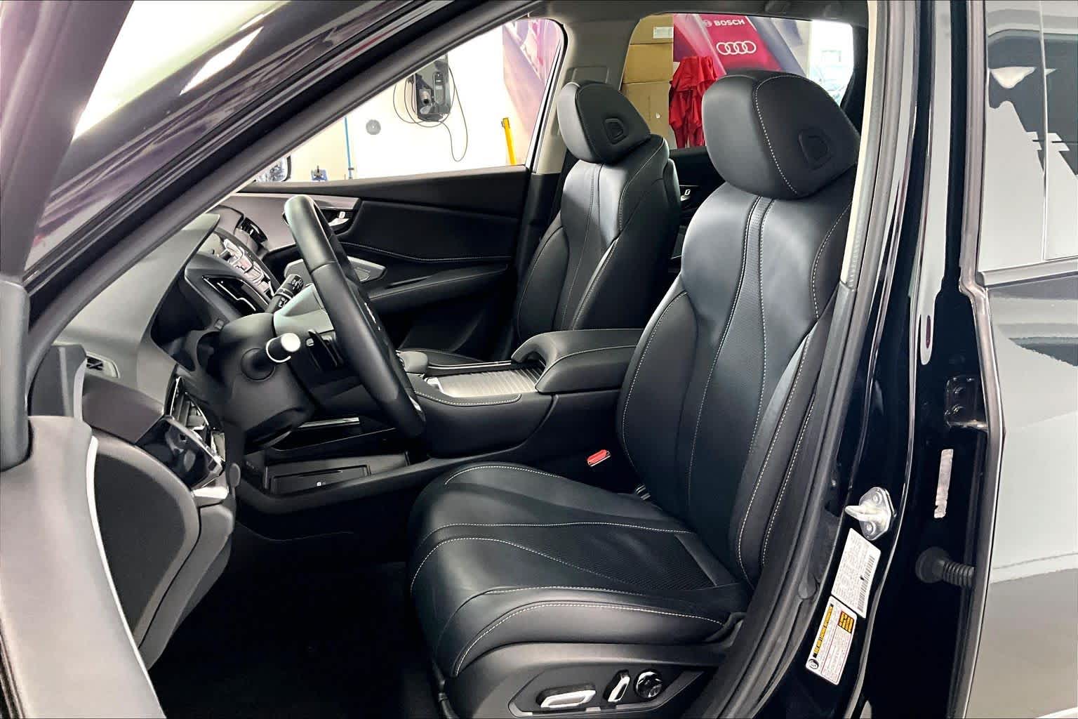 Thumbnail: 2023 Acura RDX - 10