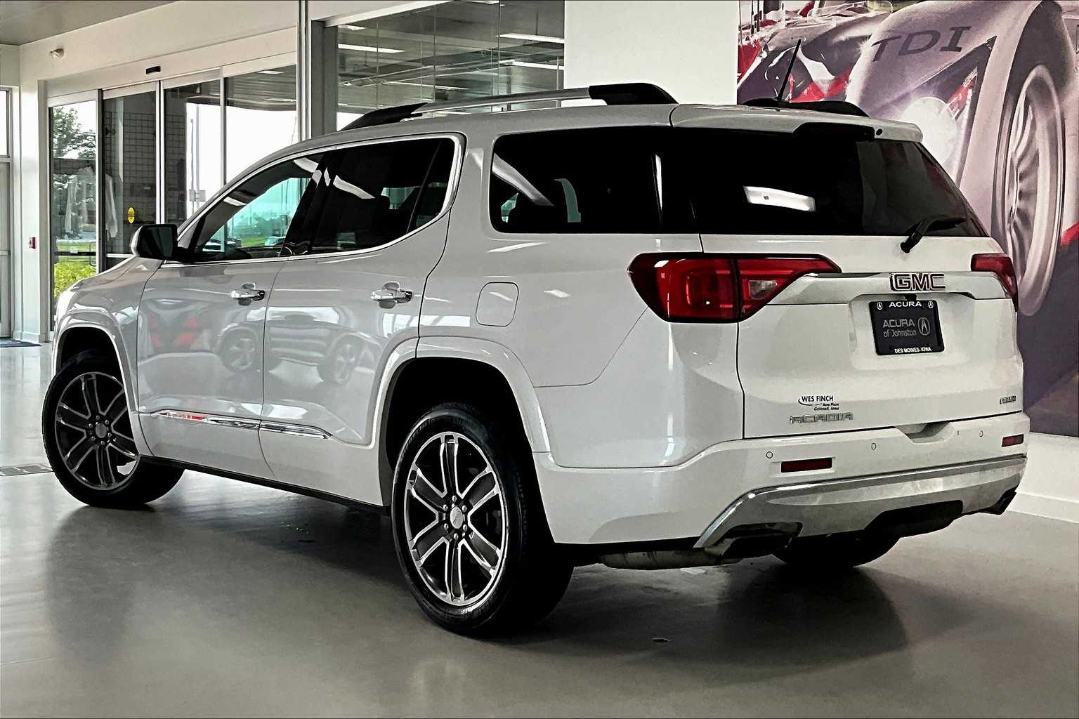 2018 Gmc Acadia Denali photo 4