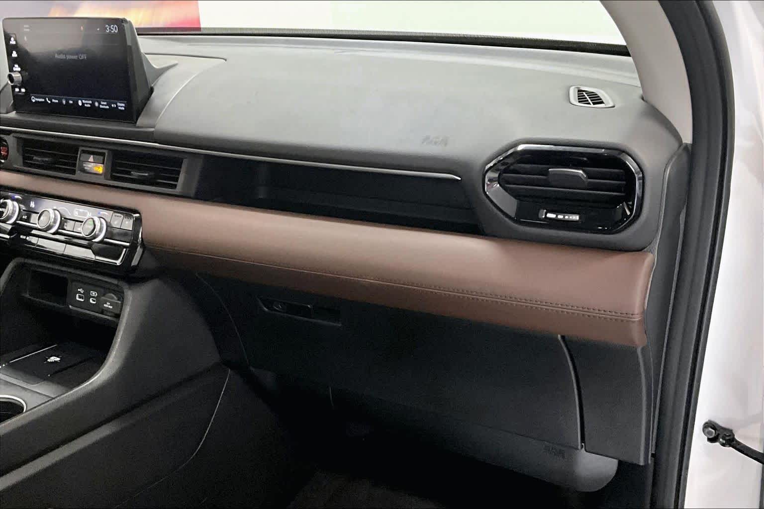 Thumbnail: 2023 Honda Pilot - 21