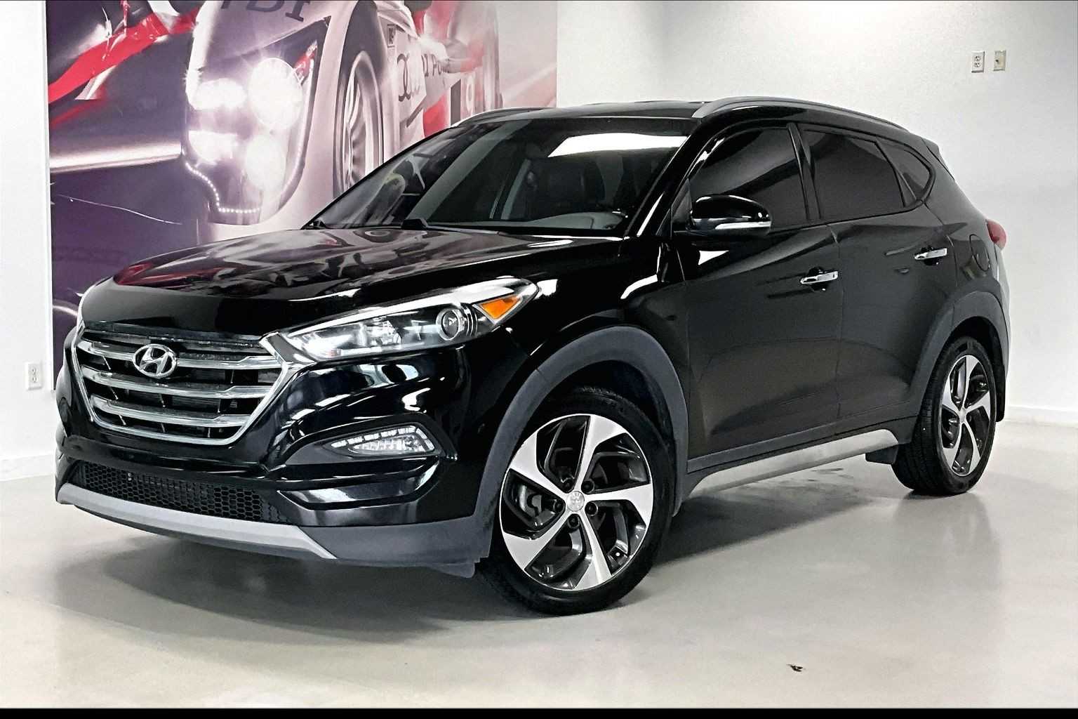 2017 Hyundai Tucson Limited -
                  Johnston, IA