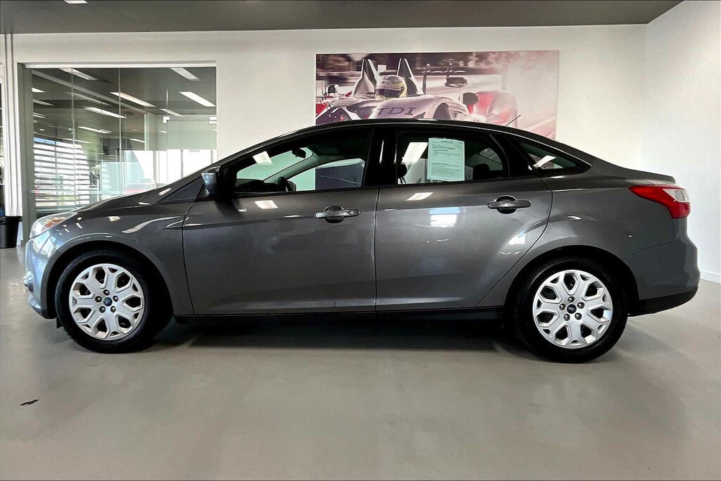Used 2012 Ford Focus SE Sedan