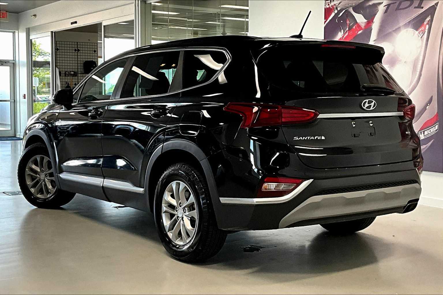 Thumbnail: 2020 Hyundai Santa Fe - 4
