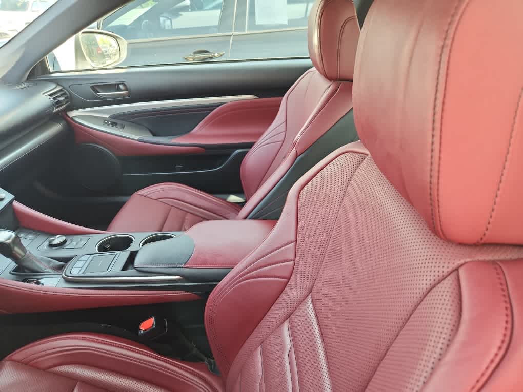 Thumbnail: 2017 Lexus RC - 8