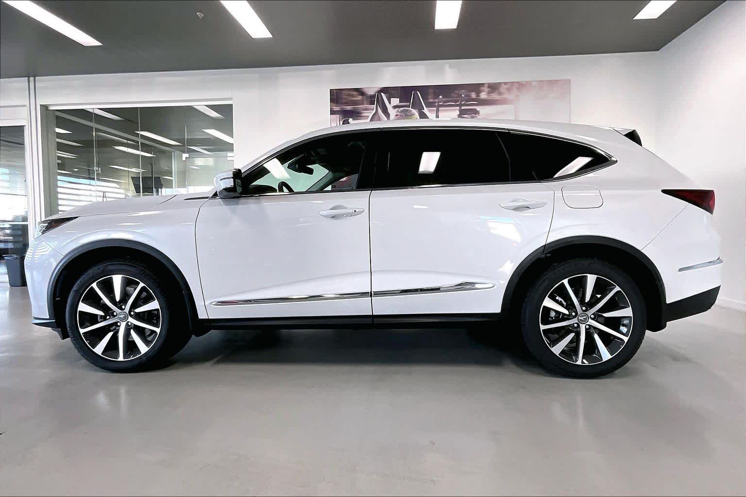 Thumbnail: 2026 Acura MDX - 3