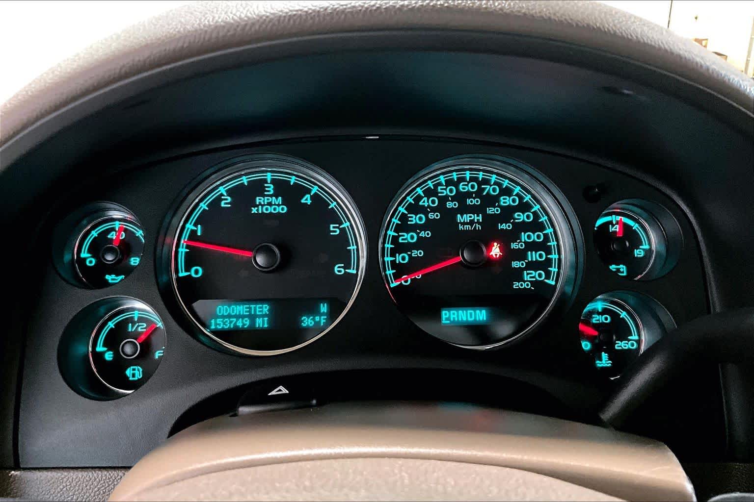 Thumbnail: 2011 Chevrolet Suburban - 16