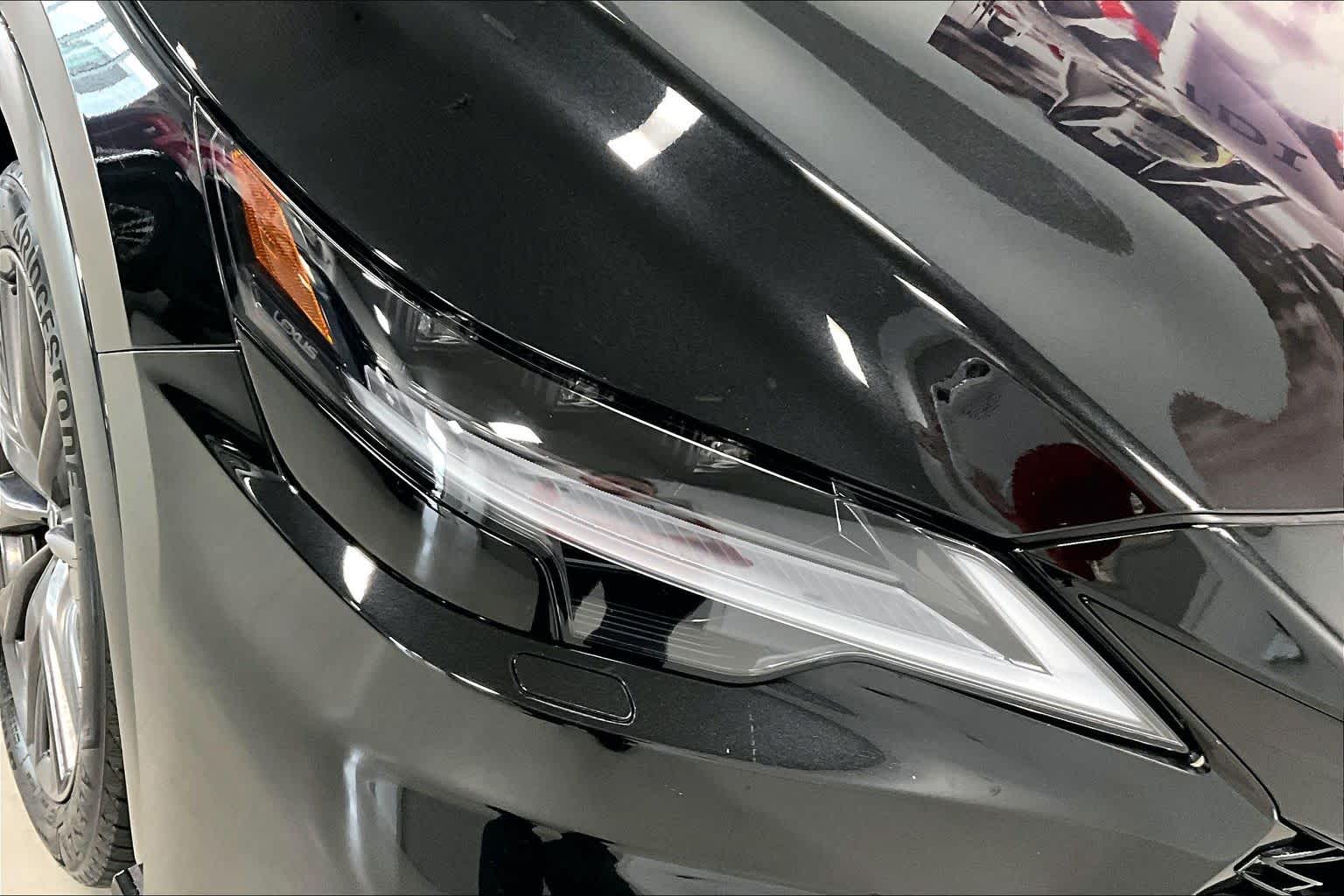 Thumbnail: 2023 Lexus RX - 29