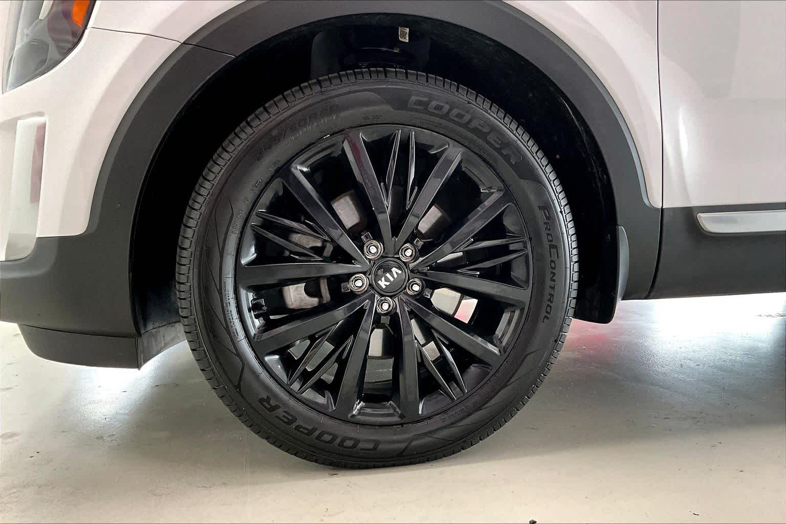 Thumbnail: 2021 Kia Telluride - 7