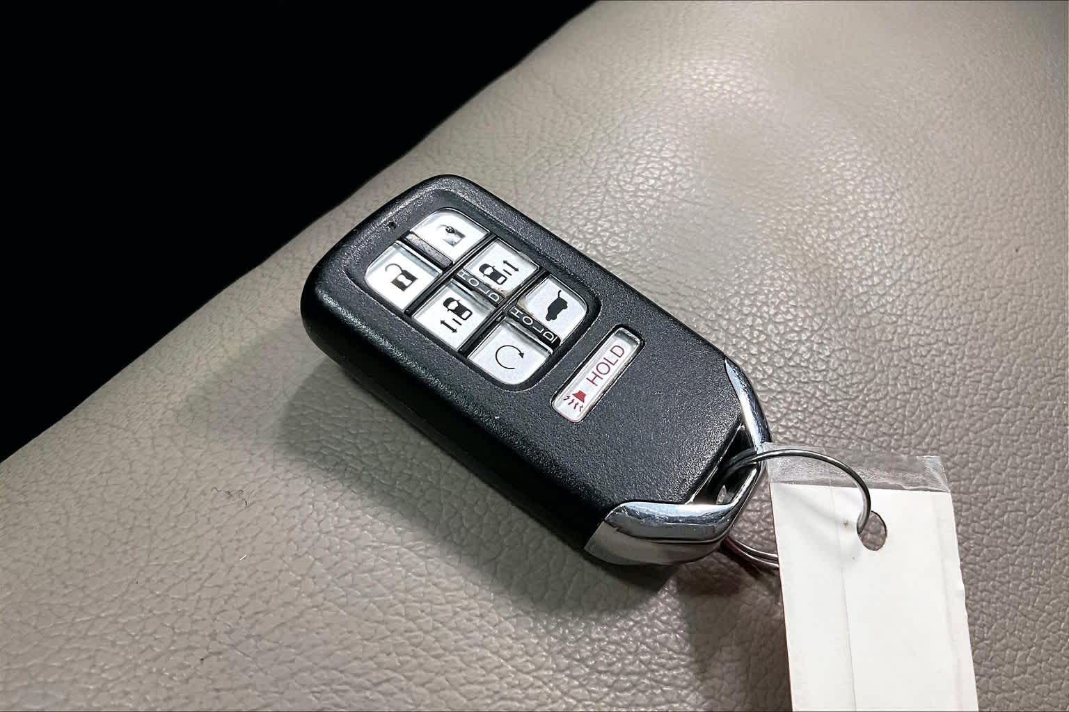 Thumbnail: 2023 Honda Odyssey - 18