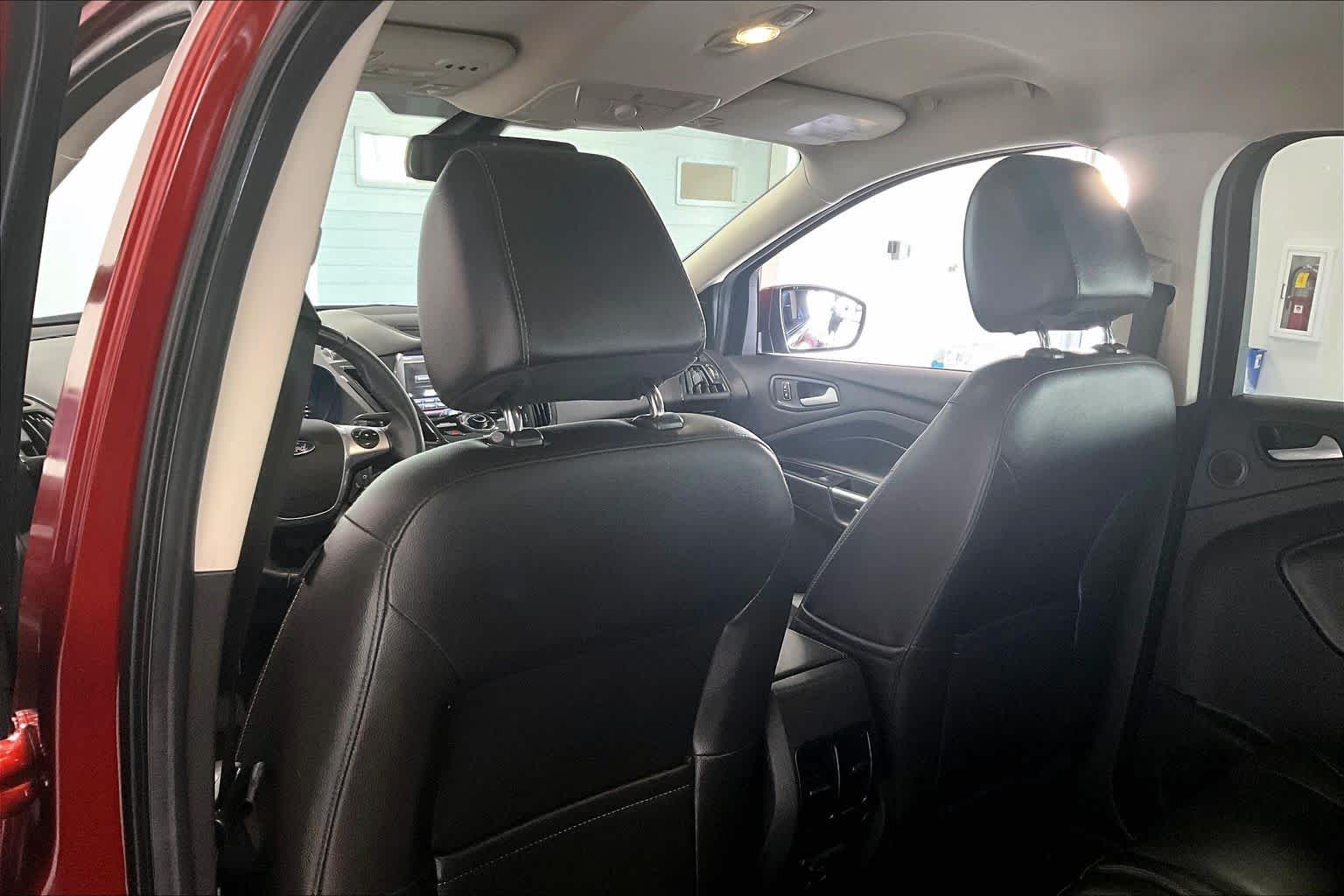 Thumbnail: 2014 Ford Escape - 11