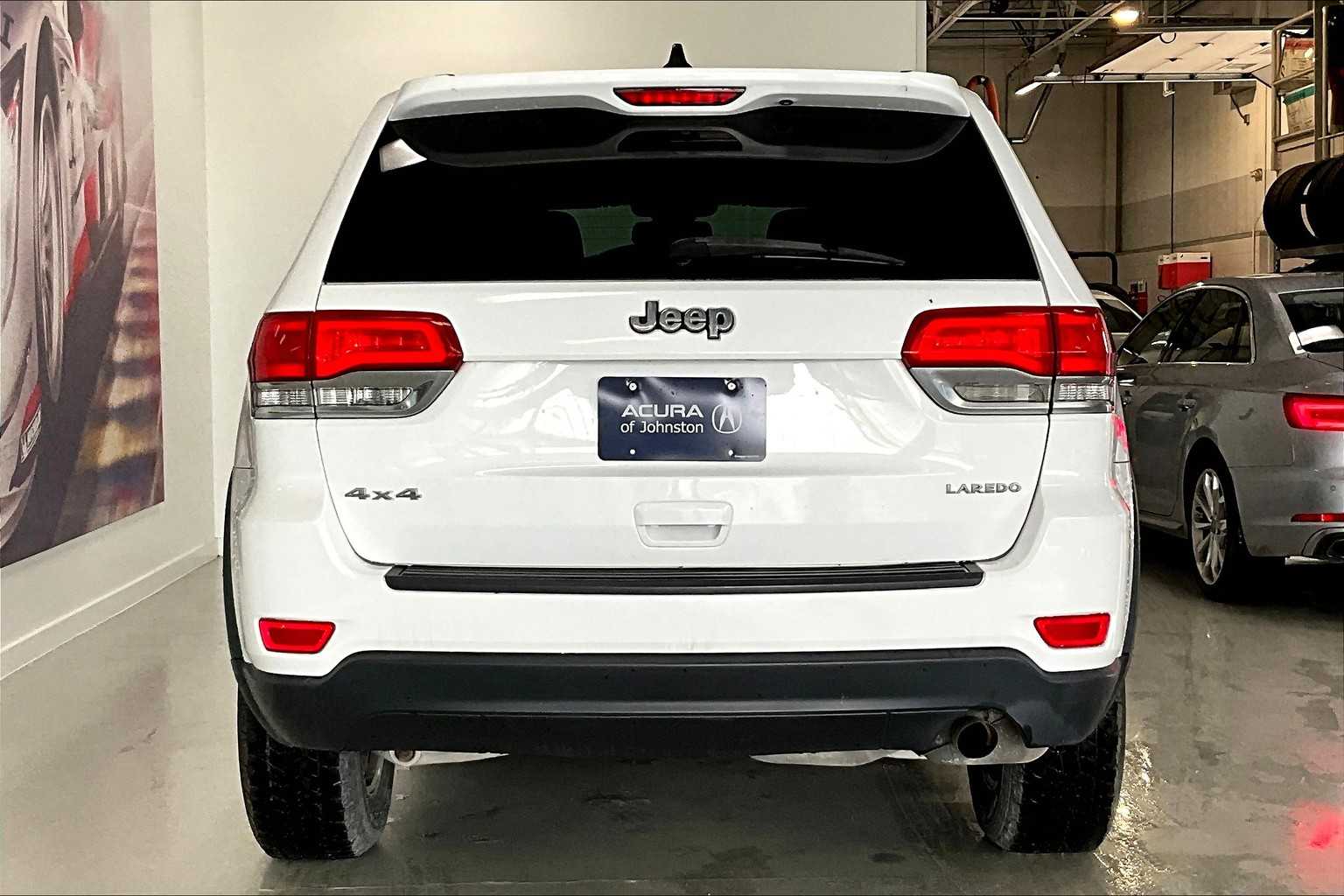Thumbnail: 2014 Jeep Grand Cherokee - 4