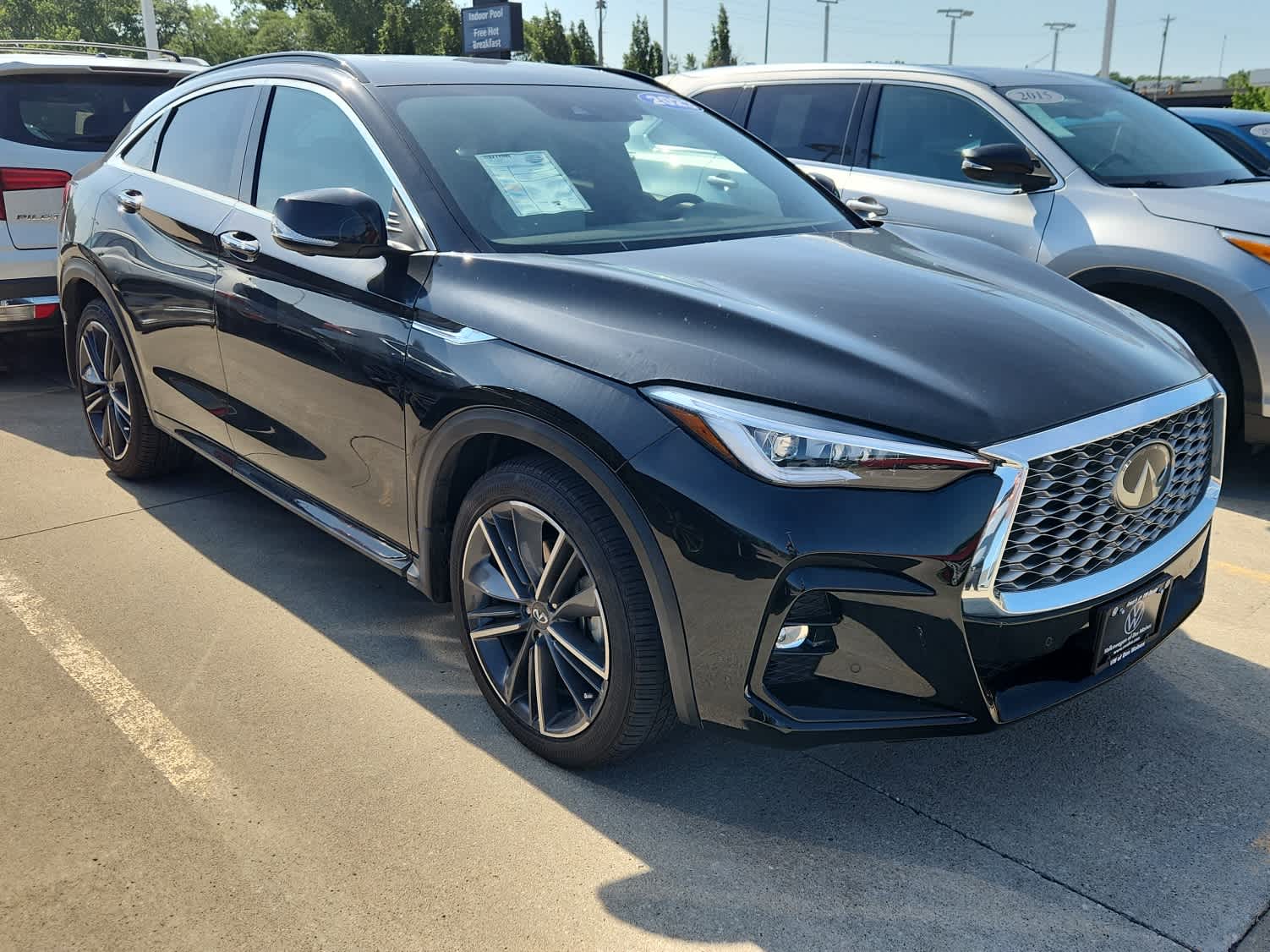 Thumbnail: 2023 INFINITI QX55 - 2
