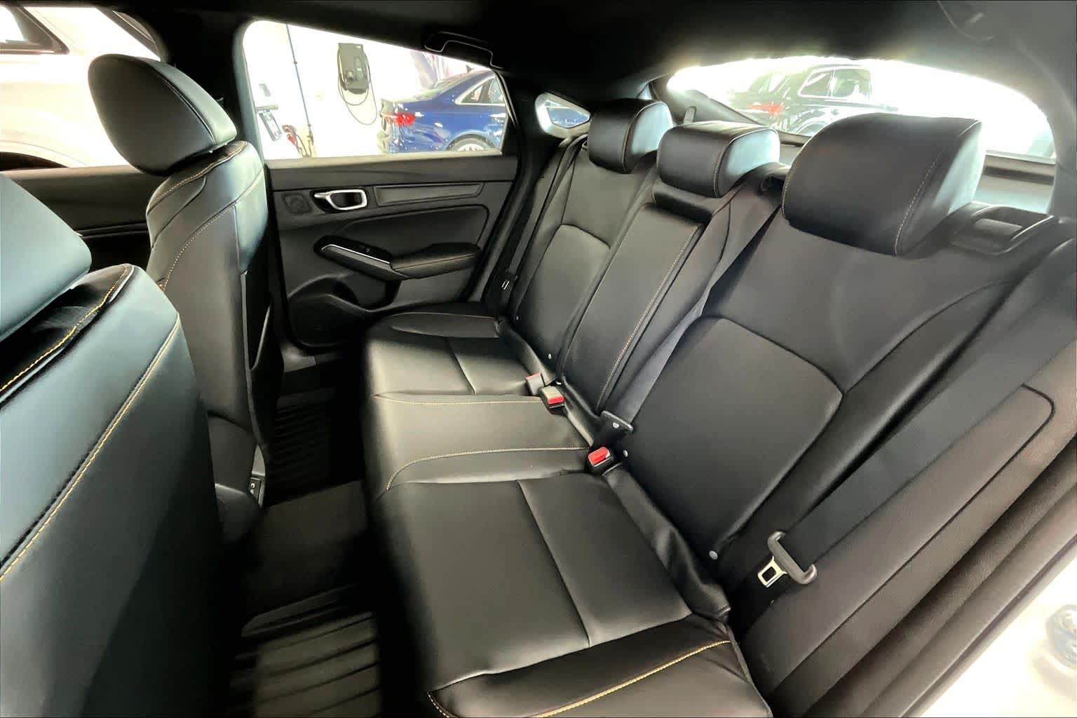 Thumbnail: 2026 Acura Integra - 13