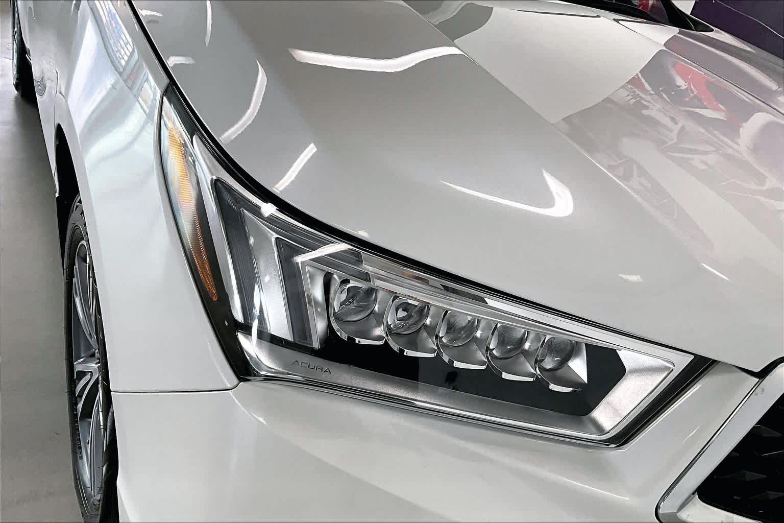 Thumbnail: 2020 Acura MDX - 29