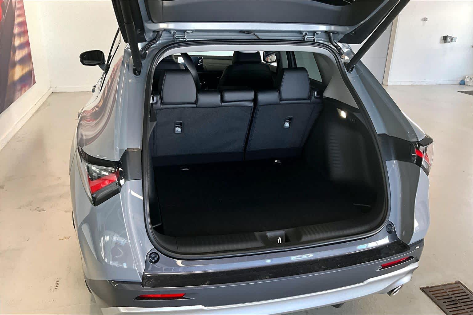 Thumbnail: 2026 Acura ADX - 19