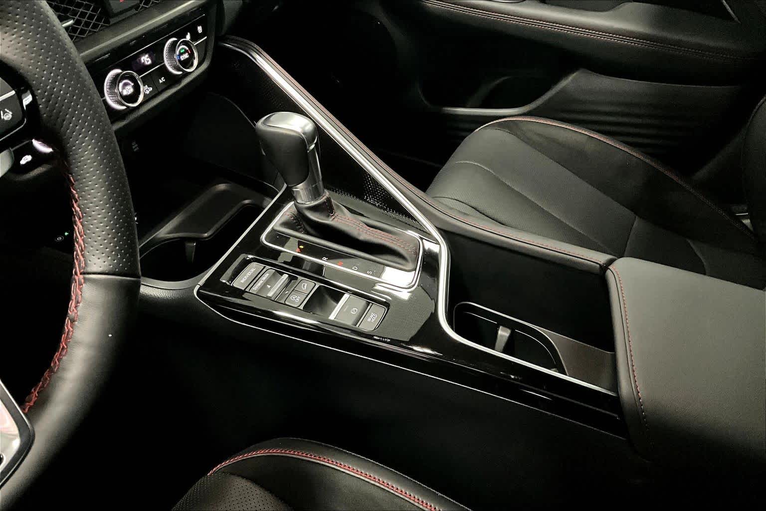 Thumbnail: 2025 Acura ADX - 15