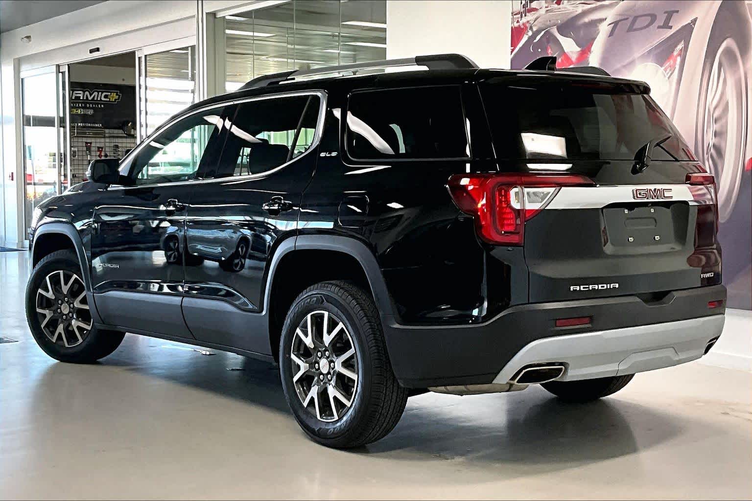 Thumbnail: 2023 GMC Acadia - 4